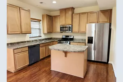 2010 Black Bear Way, Collier Township, PA 15017 - Photo 7