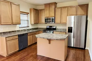 2010 Black Bear Way, Collier Township, PA 15017 - Photo 7