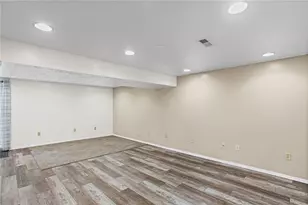 333 Walpole Dr, Pittsburgh, PA 15235 - Photo 33