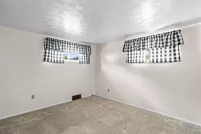 333 Walpole Drive, Pittsburgh, PA 15235 - Photo 21