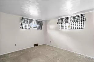 333 Walpole Dr, Pittsburgh, PA 15235 - Photo 21