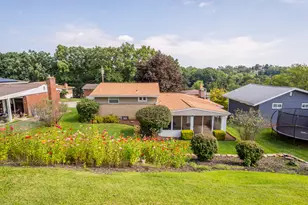 358 Yarrow Ln, Pittsburgh, PA 15236 - Photo 33