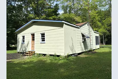 1983 Erin Ave, Linesville Boro, PA 16424 - Photo 13