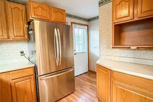 113 Delaware Dr, Twp of But NW, PA 16001 - Photo 13