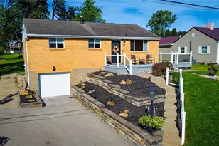 113 Delaware Dr, Twp of But NW, PA 16001 - Photo 1