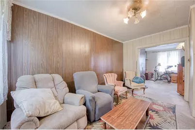 528 Roosevelt Ave, Pittsburgh, PA 15202 - Photo 9