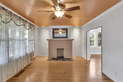 1112 Pemberton St, Pittsburgh, PA 15212 - Photo 3