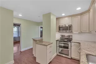 1112 Pemberton St, Pittsburgh, PA 15212 - Photo 9