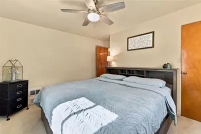 600 Maple St, Jeannette, PA 15644 - Photo 9