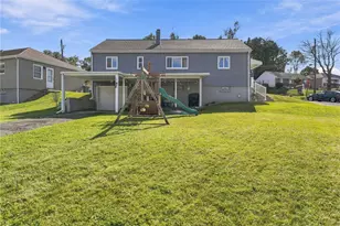 600 Maple St, Jeannette, PA 15644 - Photo 17