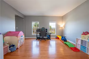 207 Kingsbrooke Dr, Unity Township, PA 15601 - Photo 5