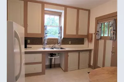 337 Tampa Ave, Pittsburgh, PA 15228 - Photo 11