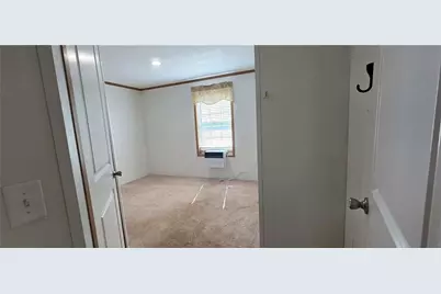 140 Roundtop Cir, East Huntington, PA 15683 - Photo 9