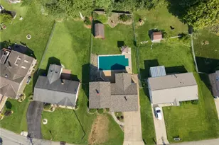 136 Sunrise Dr, Penn Twp, PA 15642 - Photo 3