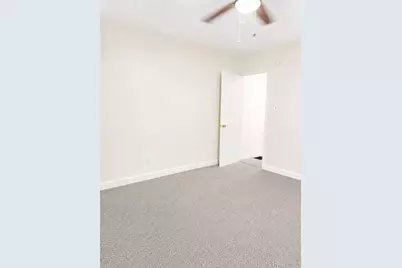 906 Broadway Ave, Stowe Township, PA 15136 - Photo 19