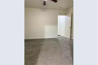906 Broadway Ave, Stowe Township, PA 15136 - Photo 35
