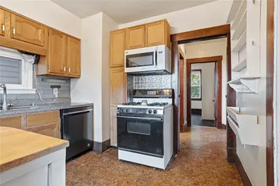 88 Vine St, Ambridge, PA 15003 - Photo 11