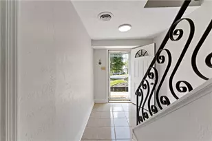 313 Joan of Arc Ct, Jefferson Hills, PA 15025 - Photo 5