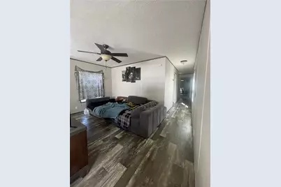 697 Regent Dr, Chartiers, PA 15301 - Photo 9