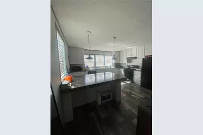 697 Regent Dr, Chartiers, PA 15301 - Photo 7