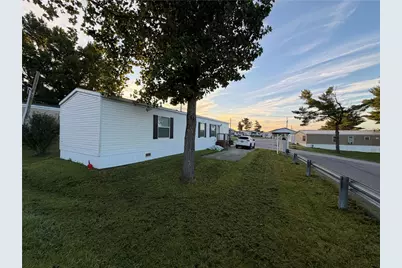 697 Regent Dr, Chartiers, PA 15301 - Photo 5