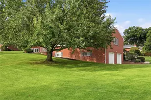 311 McKinney Dr, Moon/Crescent Twp, PA 15108 - Photo 35