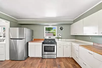 590 Jefferson St, Rochester, PA 15074 - Photo 7