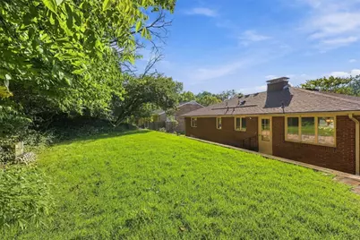 1454 Mohican Dr, Pittsburgh, PA 15228 - Photo 27