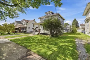 1023 Beckford St, New Castle, PA 16101 - Photo 3