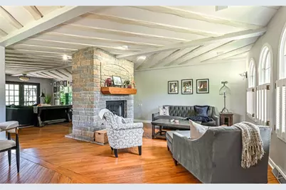 302 Ashbury Ct, Cranberry Township, PA 16066 - Photo 7