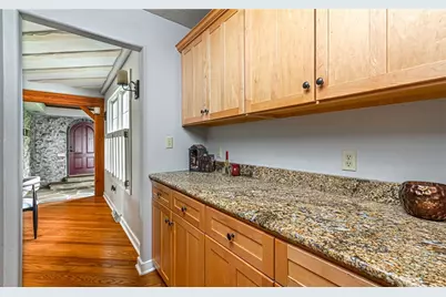 302 Ashbury Ct, Cranberry Township, PA 16066 - Photo 13