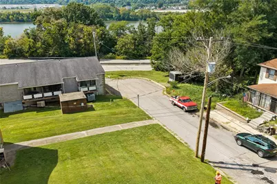 371 Linmore Ave, Baden, PA 15005 - Photo 9