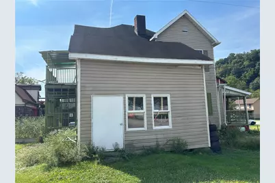 305 1st St, Sutersville, PA 15083 - Photo 9