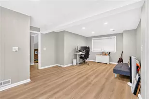3086 Investors Rd, South Franklin, PA 15301 - Photo 23