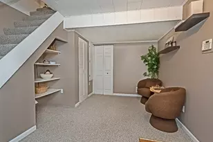 1385 Sturdy Oak Dr, Scott Township, PA 15220 - Photo 15