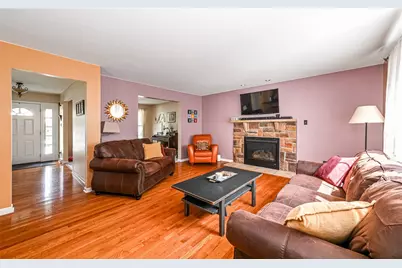 1833 Porter St, Conway, PA 15027 - Photo 3