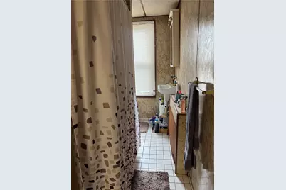 904 Coalmont Street, Braddock, PA 15104 - Photo 13