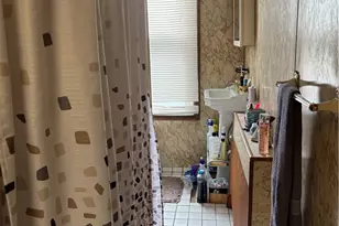 904 Coalmont St, Braddock, PA 15104 - Photo 13
