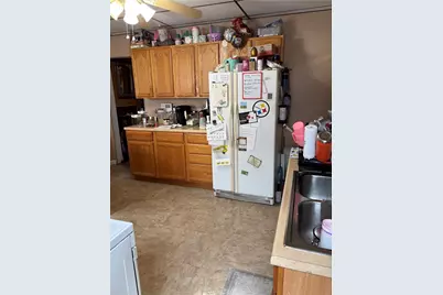 904 Coalmont Street, Braddock, PA 15104 - Photo 5