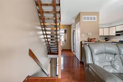 104 Longfellow Ct, Pittsburgh, PA 15218 - Photo 7