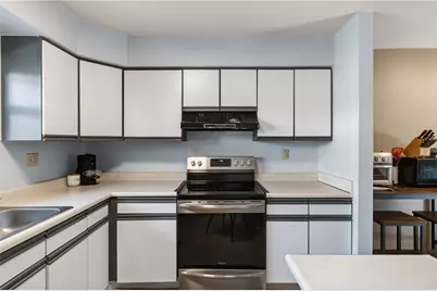 104 Longfellow Ct, Pittsburgh, PA 15218 - Photo 17