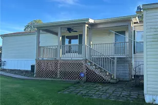 1 Grandview Dr, Perry Township, PA 16130 - Photo 1