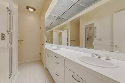 146 N Bellefield Avenue #503, Pittsburgh, PA 15213 - Photo 33