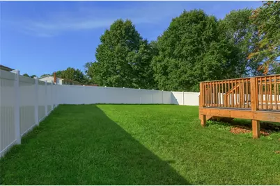 493 McCombs Cir, Union Township, PA 16101 - Photo 29