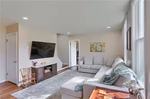 404 Hawthorne St, Hickory Township, PA 16101 - Photo 17