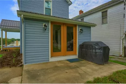 404 Hawthorne St, New Castle, PA 16101 - Photo 5