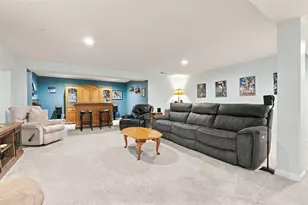 801 Village Club Dr, Pine Township, PA 15090 - Photo 25