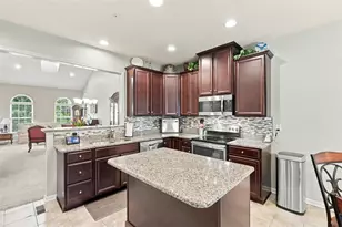 801 Village Club Dr, Pine Township, PA 15090 - Photo 7