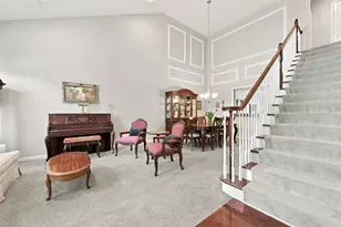 801 Village Club Dr, Pine Township, PA 15090 - Photo 3