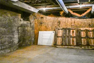 412 Wood St, California, PA 15419 - Photo 43